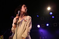 12月26日に開催されたワンマンライブ「チームあわてんぼうプレゼンツ サキドリ!!」の模様。