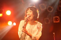 12月26日に開催されたワンマンライブ「チームあわてんぼうプレゼンツ サキドリ!!」の模様。
