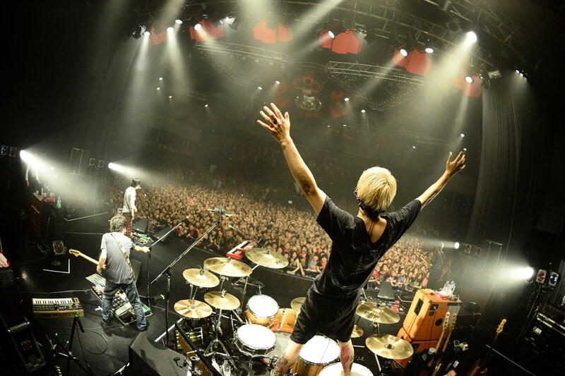 ストレイテナー「21st CENTURY ROCK BAND TOUR」の様子。（撮影：橋本塁［SOUND SHOOTER］）