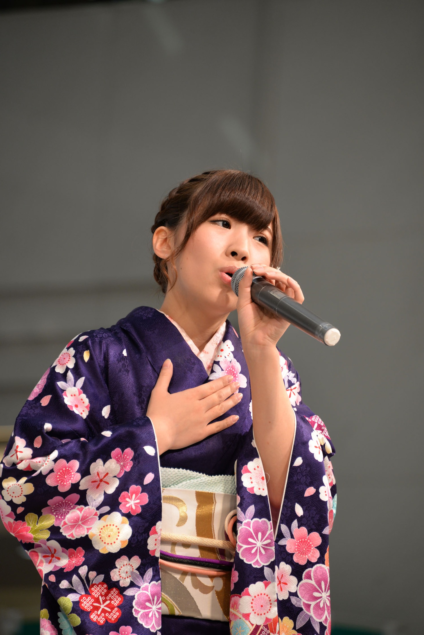 岩佐美咲