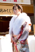 もっと若作りしなくちゃ 乃木坂46メンバー5人が成人式 音楽ナタリー