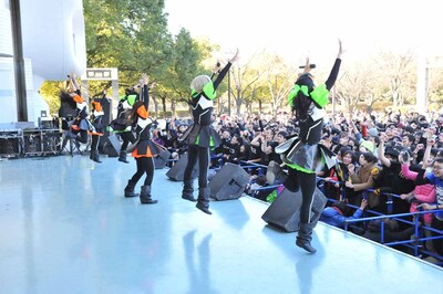 BiS「BiSの野外極寒ライブ～ライブは寒風摩擦～」の様子。