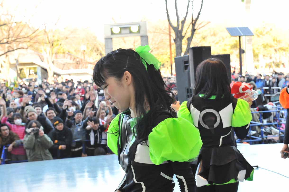 ライブ終了時、悔しい表情を浮かべるファーストサマーウイカ。