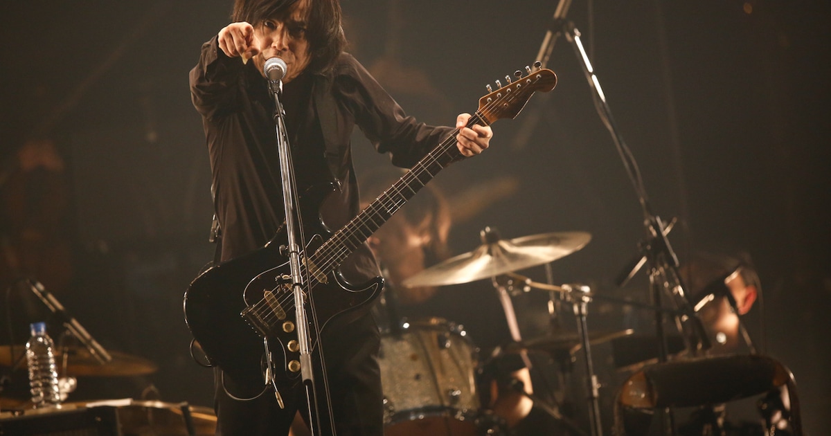 エレカシ、初の単独アリーナライブで25年分の名曲連発 - 音楽ナタリー