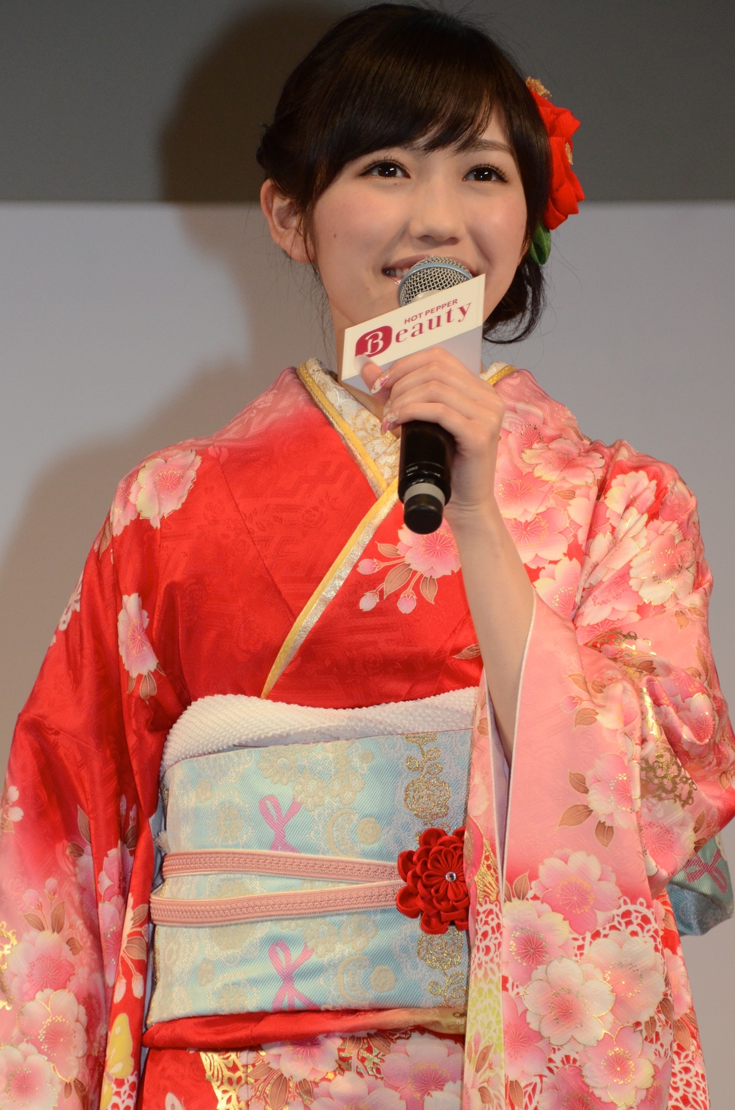 渡辺麻友