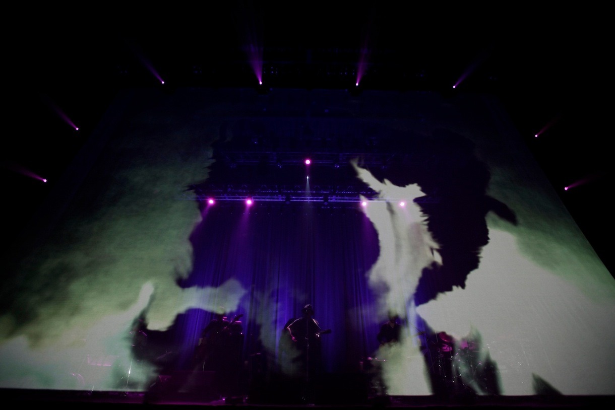 amazarashi「amazarashi LIVE TOUR 2014『あんたへ』」Zepp Tokyo公演の様子。