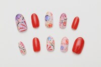 イベント出演時に島崎遥香がつけていたネイル。