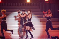 「namie amuro FEEL tour 2013」の様子。