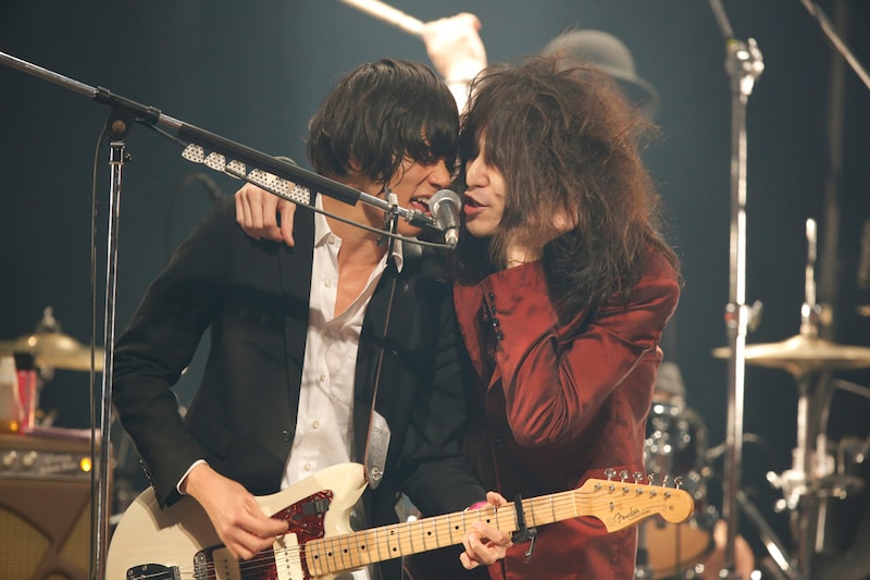 「Welcome![Champagne]LIVE」ライブの様子。（photo by hajime kamiiisaka）