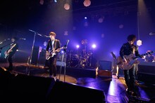 「Welcome![Champagne]LIVE」ライブの様子。（photo by hajime kamiiisaka）