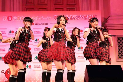 HKT48ミニライブの様子。