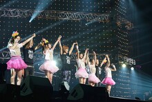12月22日に東京・日本武道館で行われた東京女子流のワンマンライブ「TOKYO GIRLS′ STYLE『LIVE AT BUDOKAN 2013』」の様子。