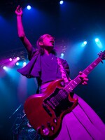 和嶋慎治（撮影：KASSAI / 3PO DESIGN WORKSHOP）