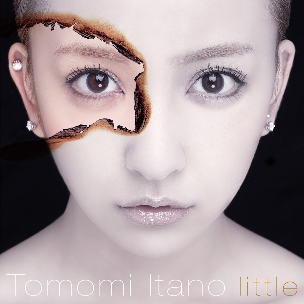 板野友美「little」初回限定盤TYPE-Aジャケット