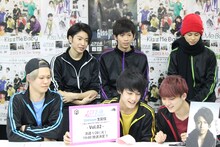 超特急のUstream番組「一気にikki!!!!!i!!を知っちゃおう！ Vol.1」のワンシーン。