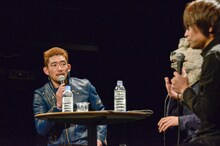 「ツタロックpresents TOSHI-LOW（BRAHMAN）×Jean-Ken Johnny（MAN WITH A MISSION）スペシャル・トーク・イベント」の様子。