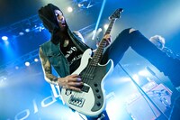 RxYxO（B）（Photo by KOHI）