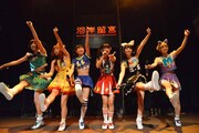 「KAWAII POP FES by＠JAM in台湾」でんぱ組.incのライブの様子。