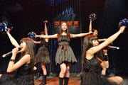 「KAWAII POP FES by＠JAM in台湾」東京女子流のライブの様子。