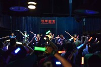 「KAWAII POP FES by＠JAM in台湾」アップアップガールズ（仮）のライブの様子。