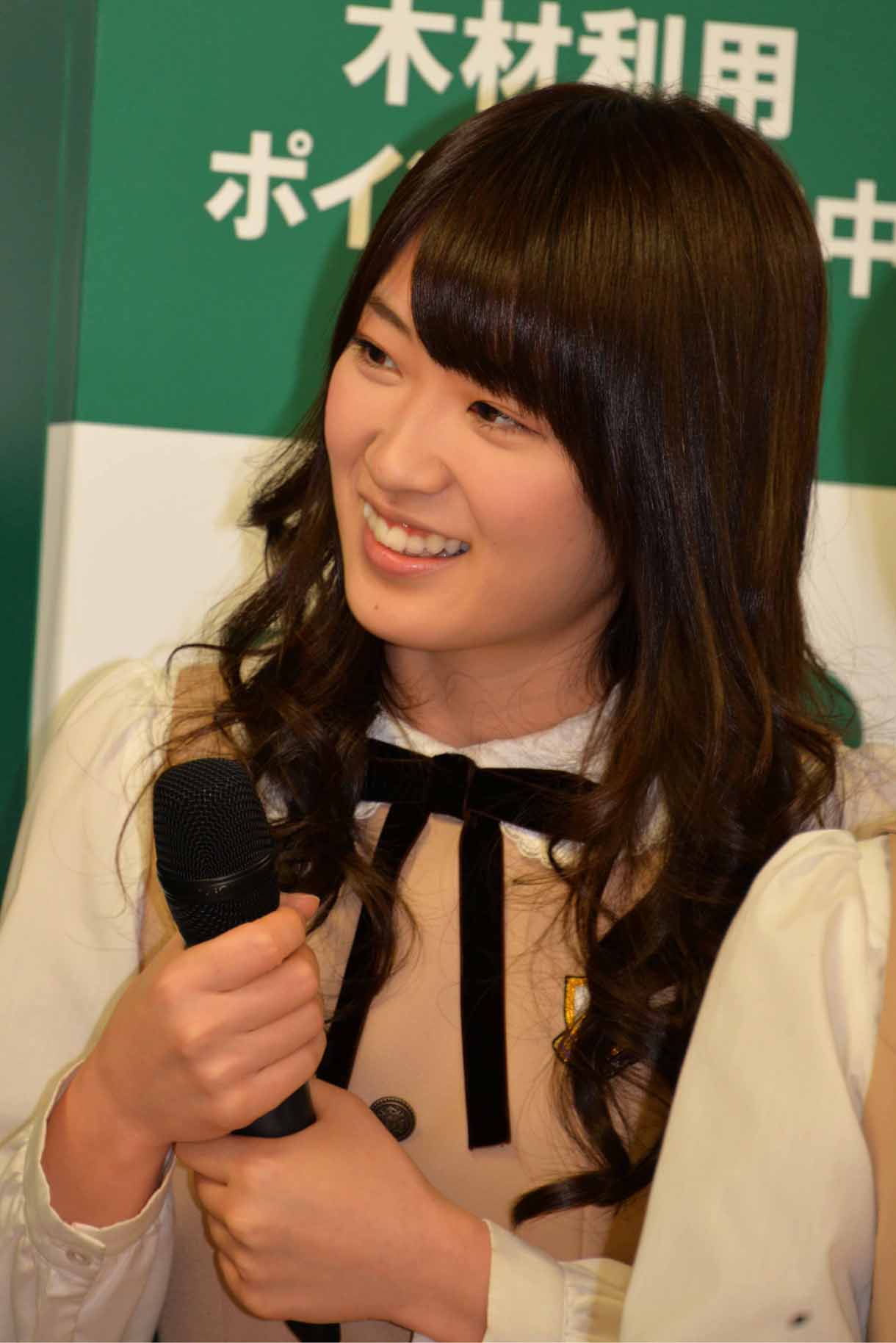 高山一実