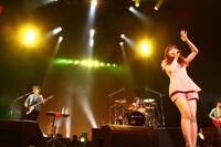 ケラケラ「ケラケライフツアー追加公演 ～ありがとうこの街にうまれたこと～」大阪・和泉シティプラザ 弥生の風ホール公演の様子。