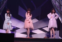 AKB48「AKB48ユニット祭り 2014」の様子。（C）AKS