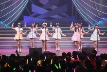 AKB48「AKB48ユニット祭り 2014」の様子。（C）AKS