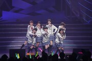 AKB48「AKB48ユニット祭り 2014」の様子。（C）AKS