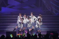 AKB48「AKB48ユニット祭り 2014」の様子。（C）AKS