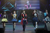 AKB48「AKB48ユニット祭り 2014」の様子。（C）AKS