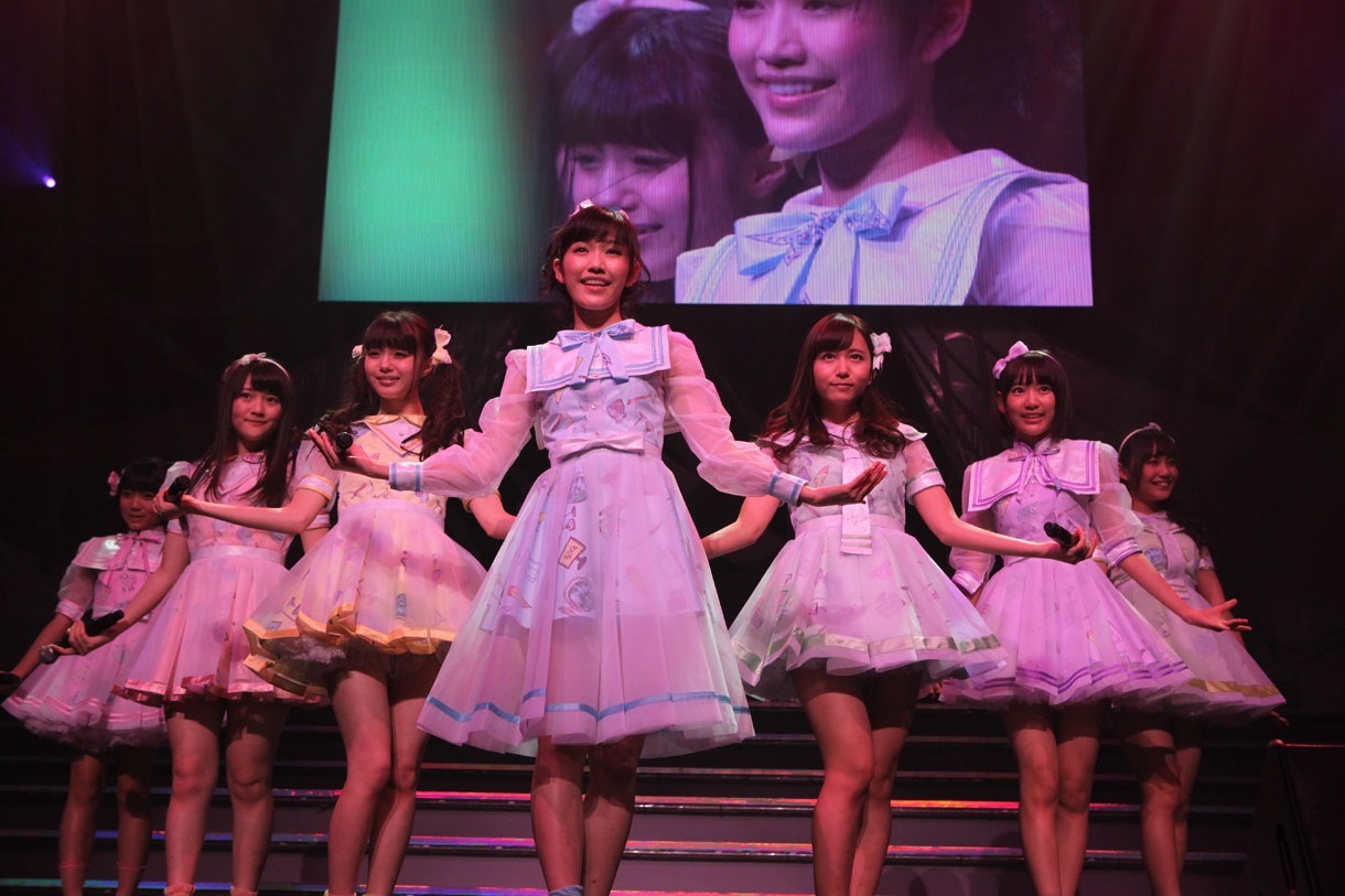 AKB48「AKB48ユニット祭り 2014」の様子。（C）AKS