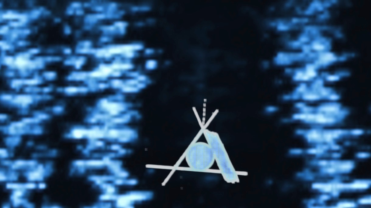 やくしまるえつこ「絶対ムッシュ制」PVのワンシーン。