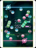 「REFLEC BEAT plus」プレイ中の画面。