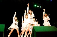モーニング娘。'14リリースイベントの様子。
