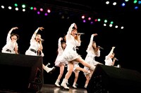 モーニング娘。'14リリースイベントの様子。