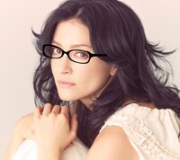 アンジェラ・アキ「TAPESTRY OF SONGS -THE BEST OF ANGELA AKI」初回限定盤ジャケット