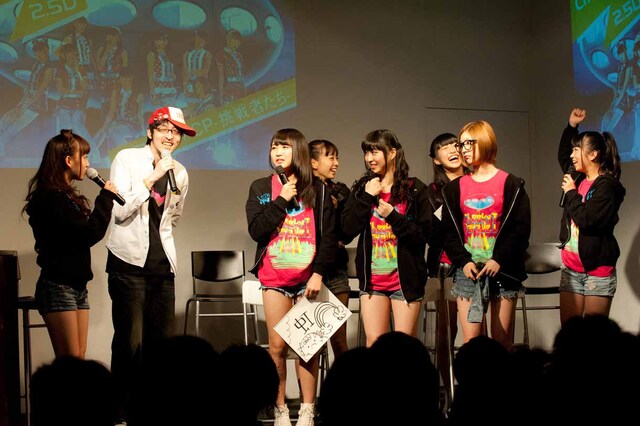 Cheeky Parade×2.5D「プロジェクトCP～挑戦者たち～ vol.1」にサプライズ登場したヒゲドライバー。