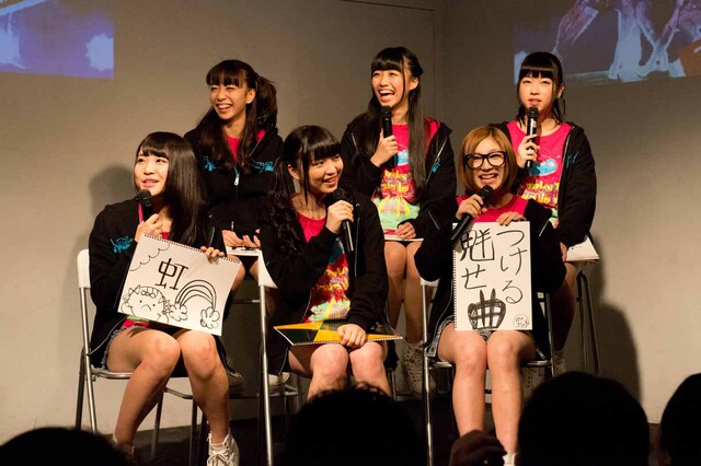 Cheeky Parade×2.5D「プロジェクトCP～挑戦者たち～ vol.1」の様子。