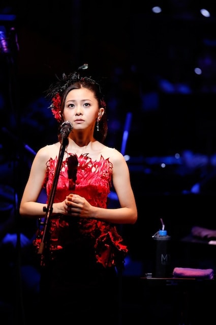 倉木麻衣「Mai Kuraki Symphonic Live -Opus 2-」の様子。