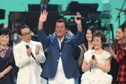左から森山良子、さだまさし、加山雄三、加藤登紀子。