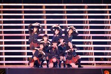 「チャイムはLOVE SONG」を披露するSKE48ドラフト生。 (c)AKS