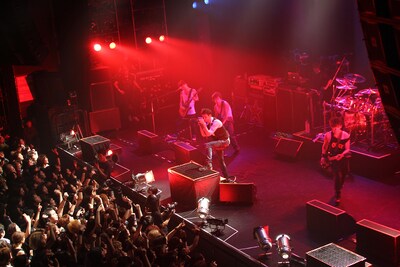 OBLIVION DUST「LIVE TOUR 2014 "Blood Red Stars"」TSUTAYA O-EAST公演の様子。