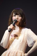 花澤香菜「恋する惑星」発売記念イベントの様子。