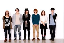 左からカフカ、高山都、森川裕之（organic stereo）。