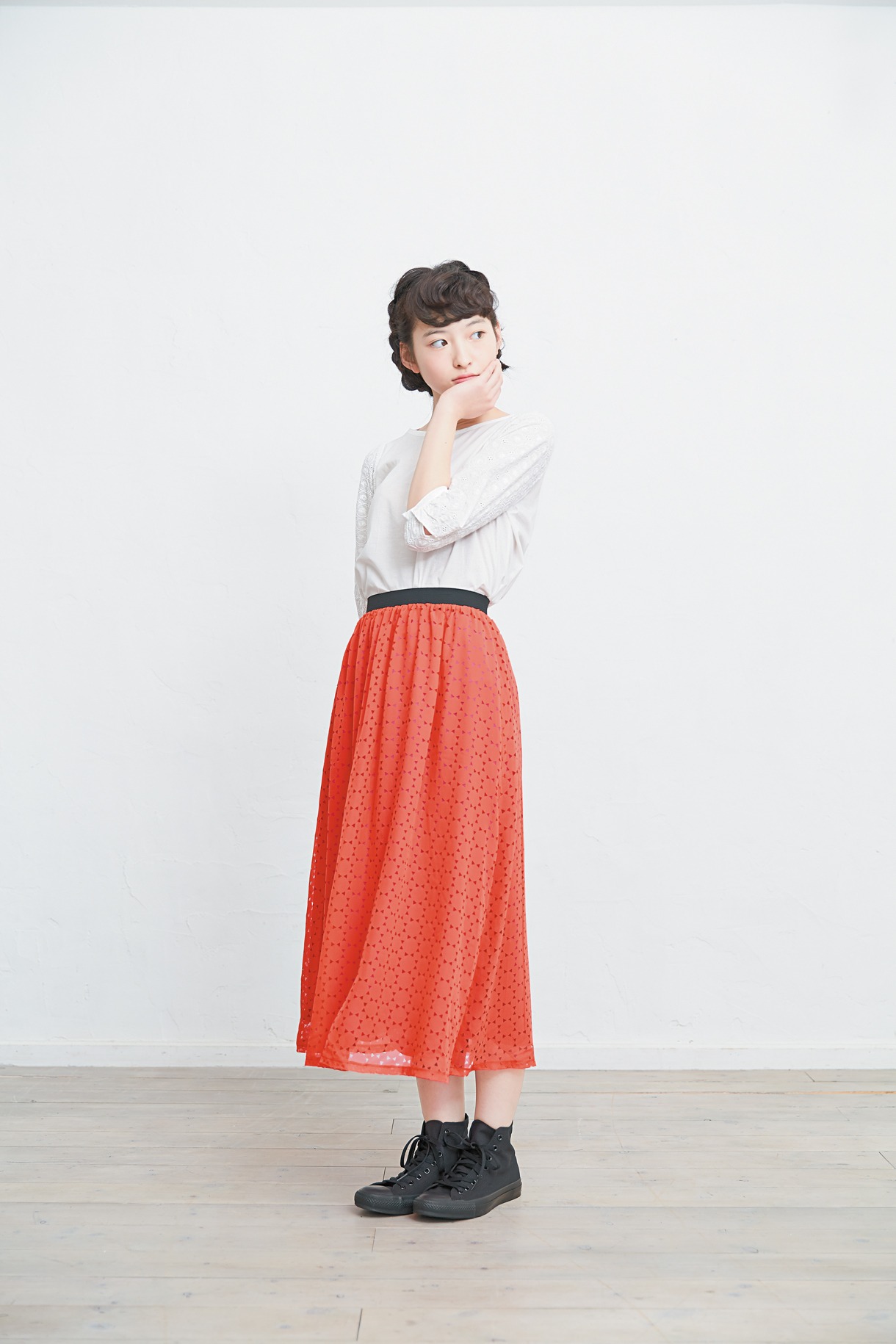 「haco.no.38 SPRING 2014」でモデルを務める松野莉奈。