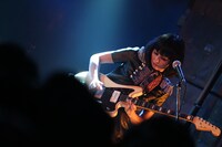 イザベル=ケメ鴨川（電気ギター）