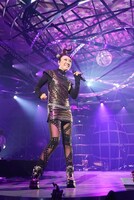 新潟・苗場プリンスホテルで開催中の「SURF & SNOW in Naeba」初日公演の様子。