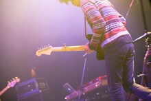 「DIAMOND LANE Vol.2 "Ever Onward"」よりFOLKSのライブの様子。