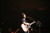 星野源「星野 源 ワンマンライブ "STRANGER IN BUDOKAN"」の様子。（撮影：磯部昭子）